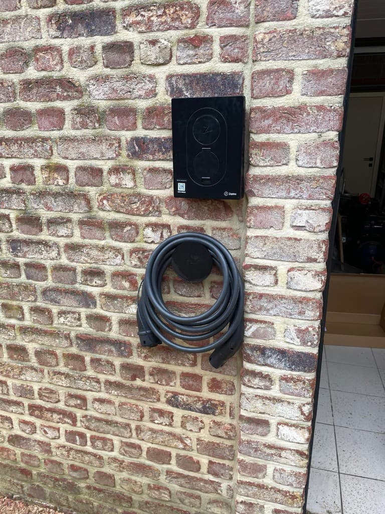 Installation d'une borne de recharge Zaptec Go