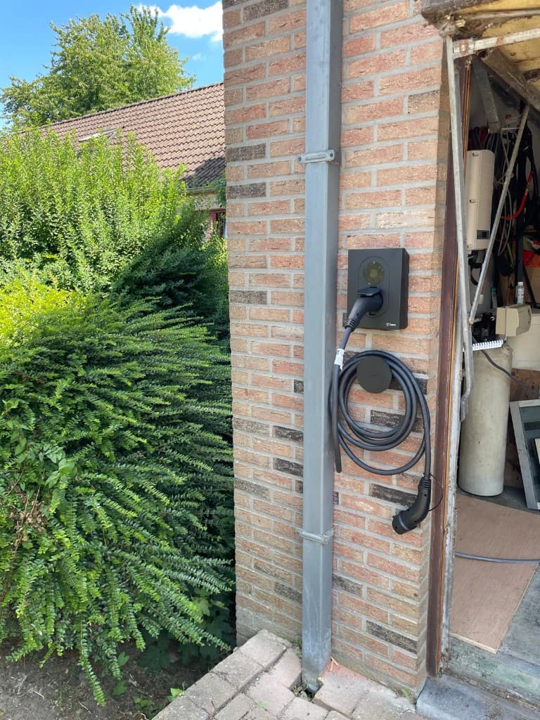 Installation d'une borne de recharge Zaptec Go 2